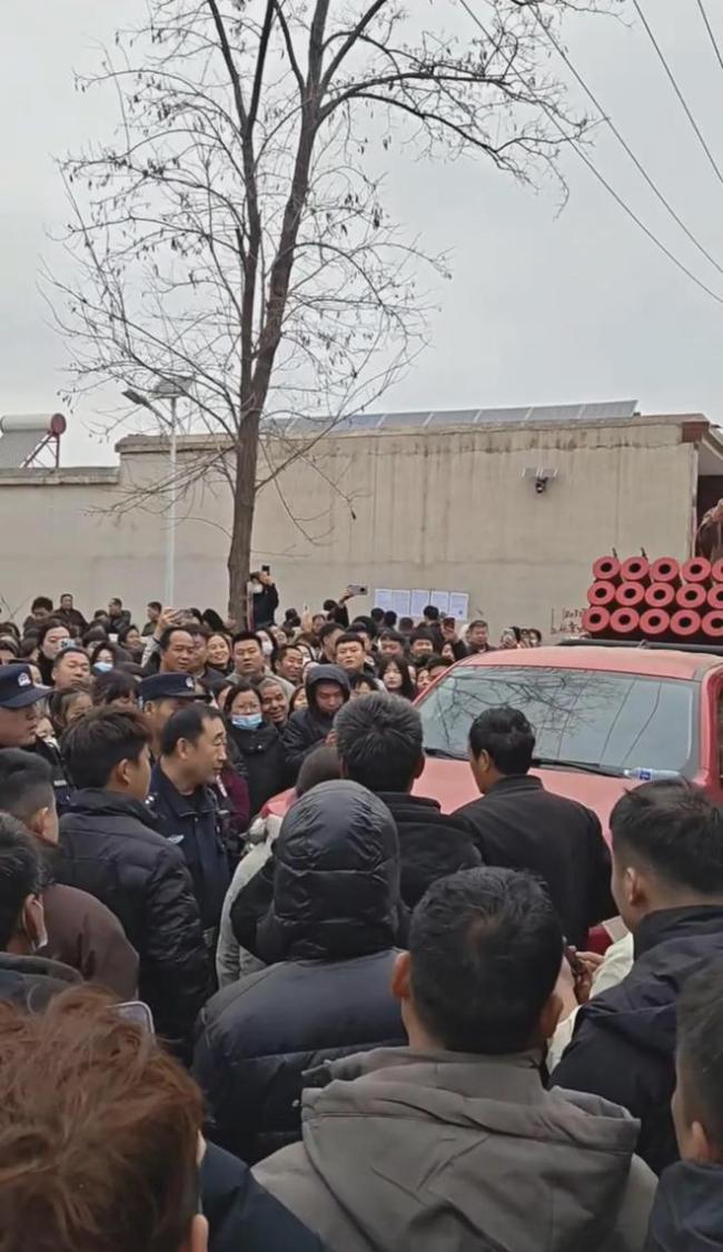 被公开喊话退彩礼女方称彩礼已花