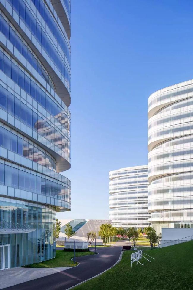 北京CBD里的春天 万物复苏奋进时