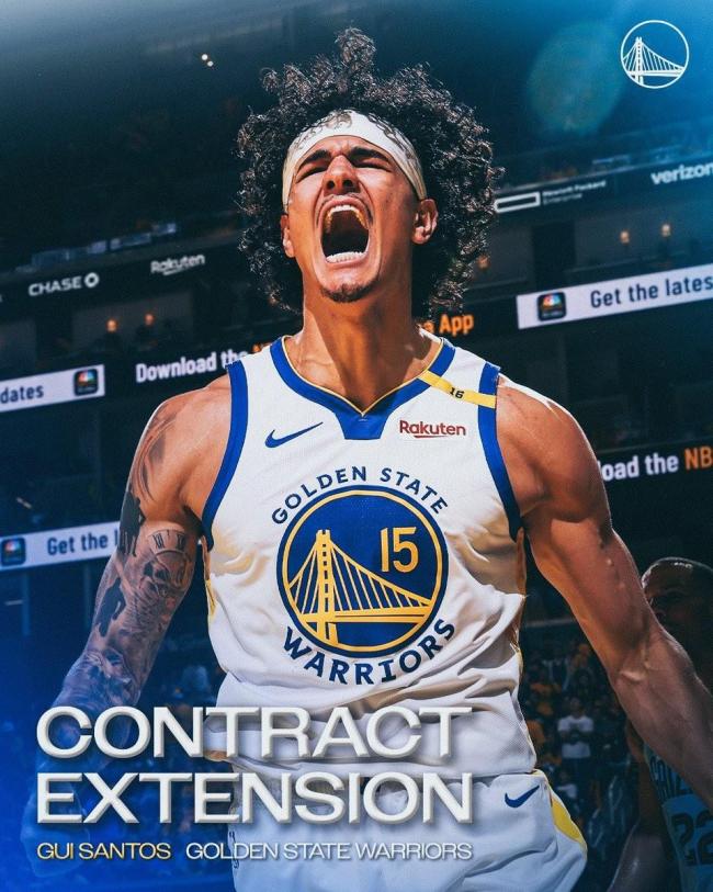 勇士官宣提前续约桑托斯