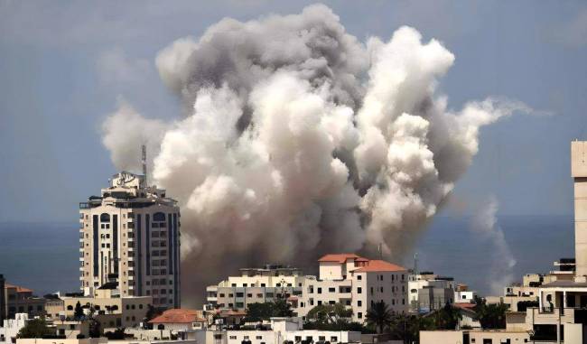 伊朗的反击没有过夜,还有三大手段? 导弹+无人机齐上阵