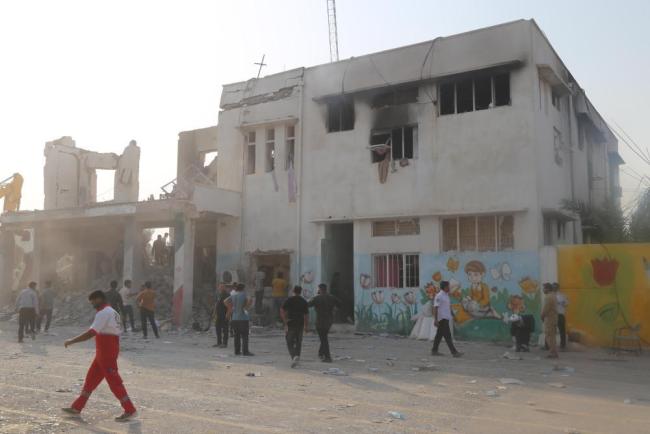 镜头直击丨遭袭击的伊朗米纳卜市小学