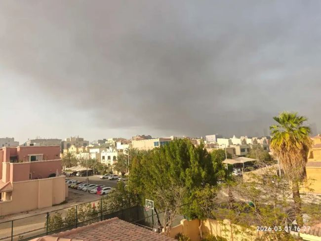 伊朗导弹击中以色列中部致6死23伤 袭击引发广泛关注