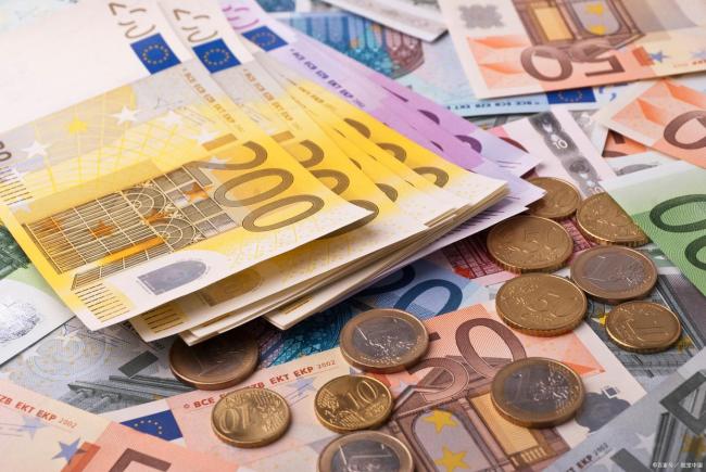 人民币史诗级大涨背后藏着哪些机会 数据与逻辑解析