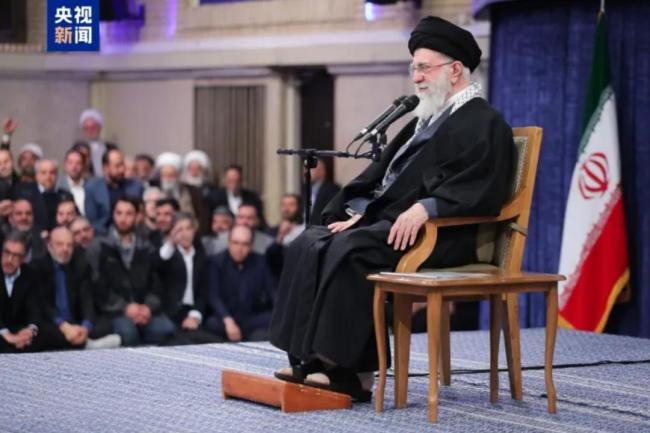 哈梅内伊将离世后决策职责委托给一个小组 确保领导层连续性