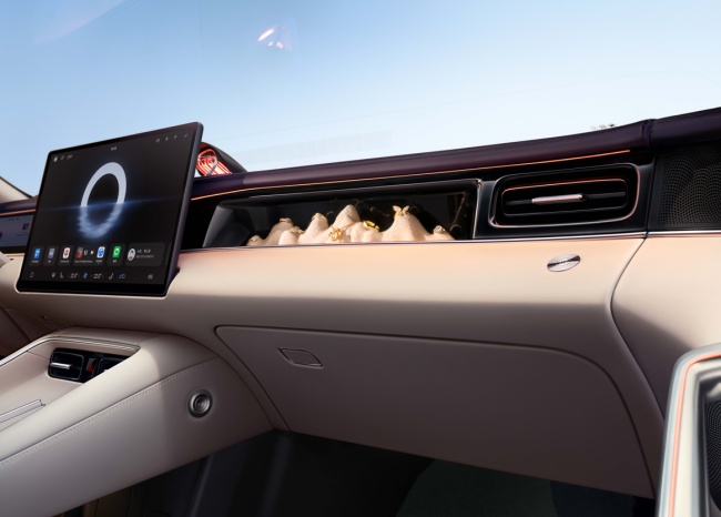 尚界Z7首搭灵感橱窗 藏在座舱里的“情绪橱窗”