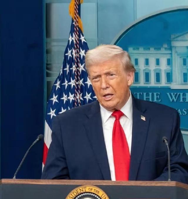 特朗普开始打退堂鼓？伊朗强硬反击