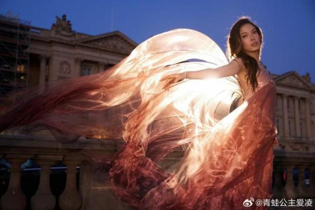 谷爱凌送元宵节祝福 闪耀巴黎续写辉煌