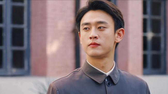 演员王天辰晒“跳板布景板” 十年磨一剑终上桌