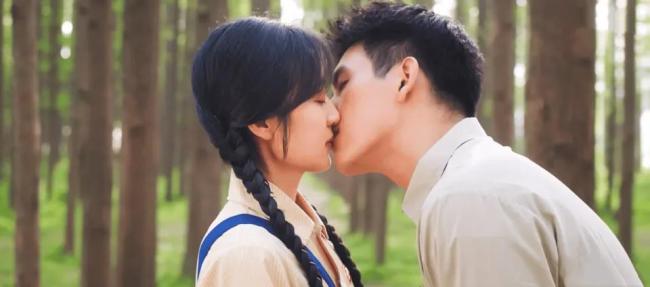 良朋益友年代的爱情大结局 甜密终章扣东谈主心弦