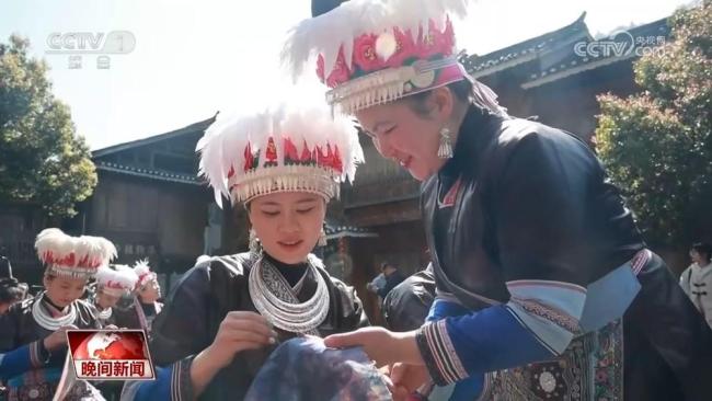 各地多彩活动致敬巾帼风采 节日祝福温暖人心