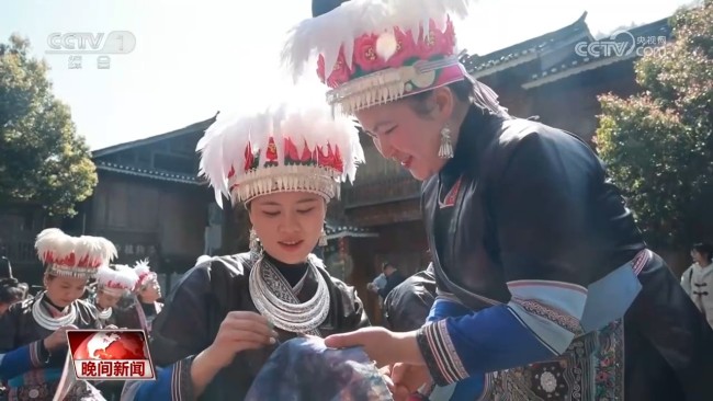 各地开展庆祝活动 展现新时代巾帼风采