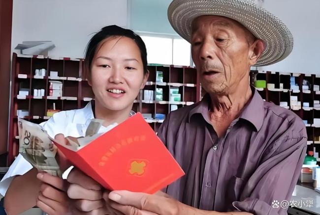 代表建议农村医保缴费不清零 减轻农民负担