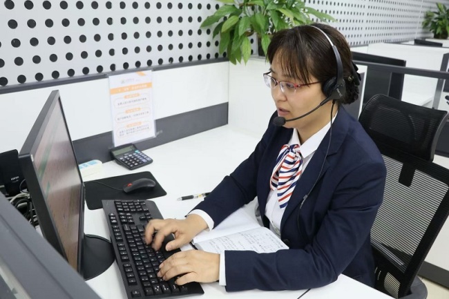 致敬每一位了不起的她 热力玫瑰绽放光彩