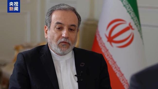 伊外长:伊朗“必须为人民和安全继续战斗”