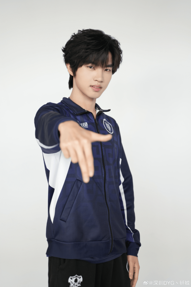 电竞是钎城全部的青春 七年坚持不忘初心