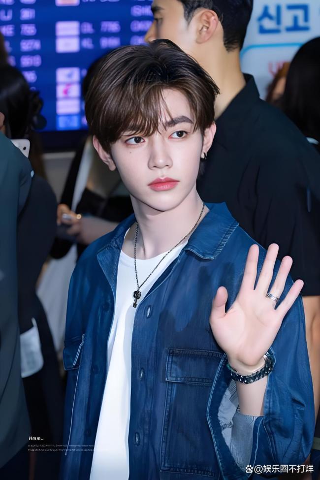 JYP从JYP辞职了！JYP娱乐创始人朴振英辞职、李羲承退队、ZB1解散同日发生，被网友称为“K-POP 310大地震”