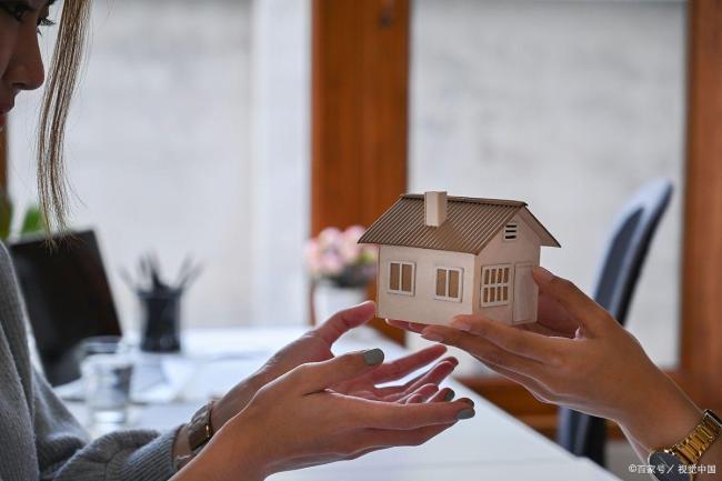 委员建议向新婚夫妻发放住房补贴 精准托底民生焦虑