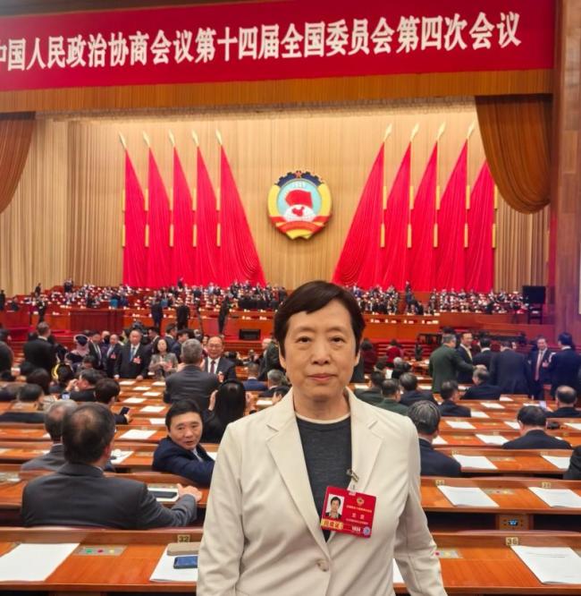 我们的期待与责任-11位代表委员合照背后的故事