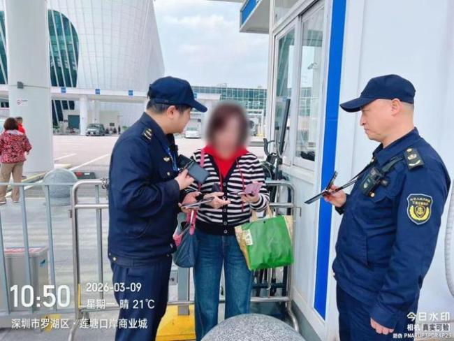 8公里收188元车费司机被行拘 老乡宰客泪汪汪