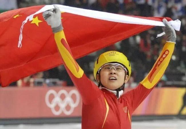 王濛拟破格晋升 速滑名将再获认可