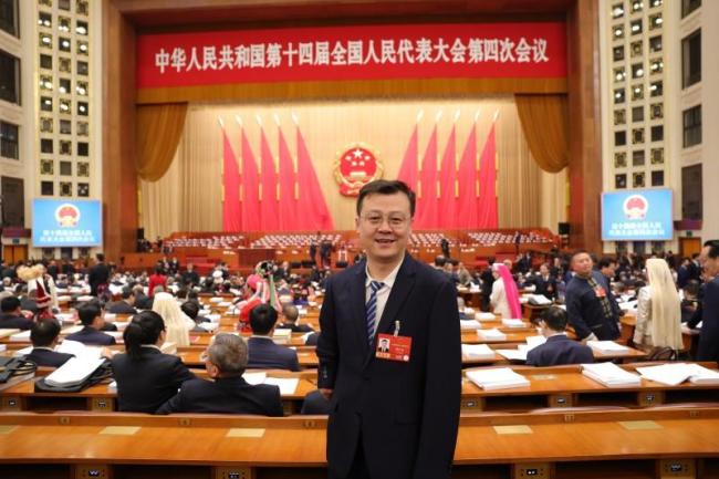 我们的期待与责任-11位代表委员合照背后的故事