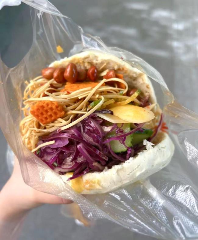 菜夹馍大赛 艺术殿堂里的碳水狂欢