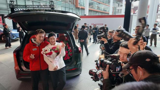 徐梦桃王心迪：冬奥夺金未完待续 冲击下届冬奥会