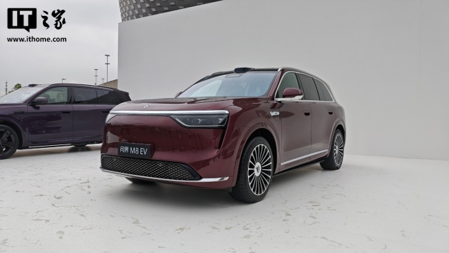 余承东称问界M8交付突破16万辆 刷新40万级SUV交付速度纪录