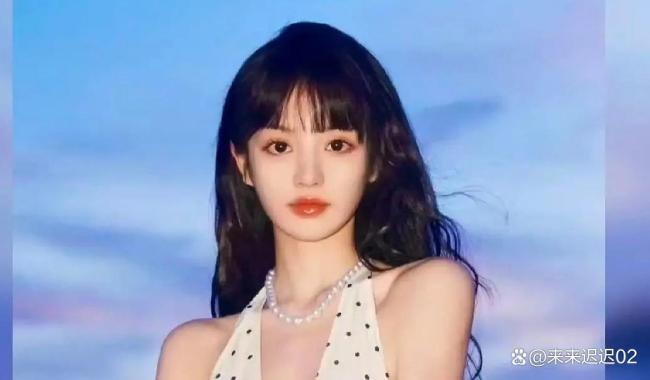 第一次见女明星打出溜滑出场 内娱反卷斗士