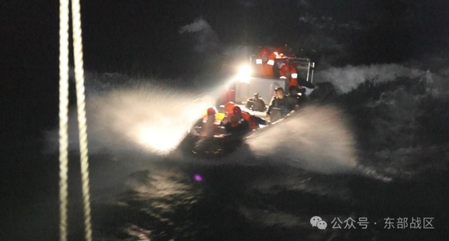 看到中国海军就感觉有救了 30分钟营救10渔民