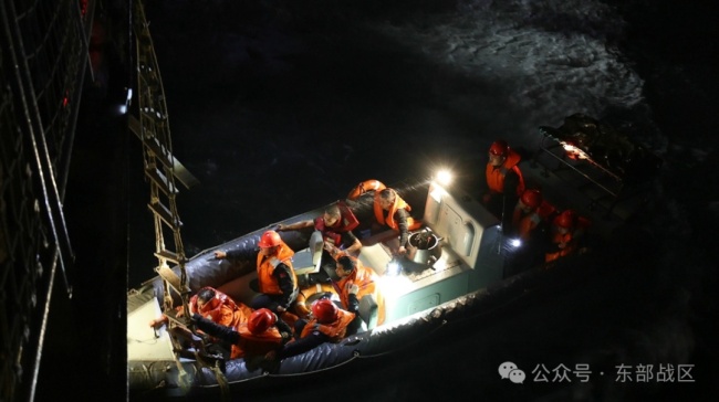 看到中国海军就感觉有救了：30分钟营救10渔民
