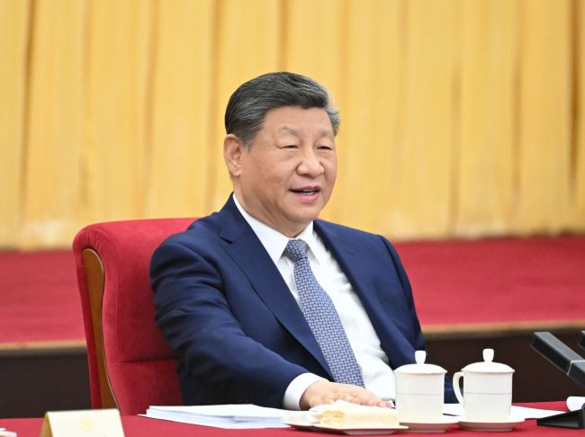 记者手记:从春天出发,向更高峰攀登