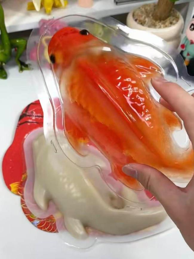 泡椒凤爪的泡椒竟是印上去的 食品包装“障眼法”误导消费者