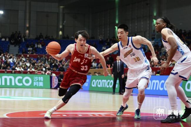 浙江稠州金租男篮艰难赢下浙江德比 加时赛险胜对手