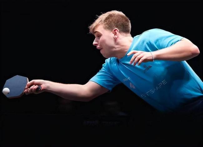 温瑞博vs张本智和 新生代中日王牌对决