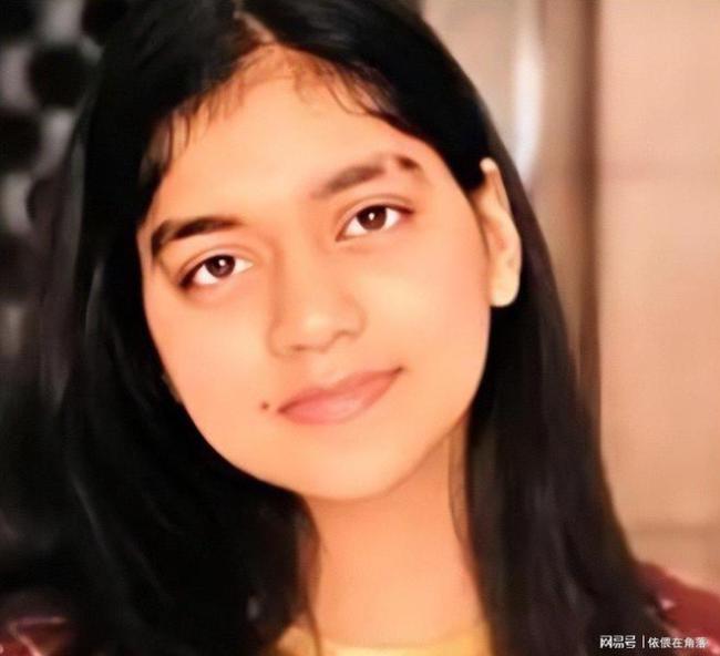 被烤箱烤死少女母亲驳斥自杀说 悲痛母亲揭露真相