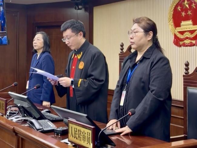 快递员收好处费坑卖家获刑 伪造瑕疵压价诈骗