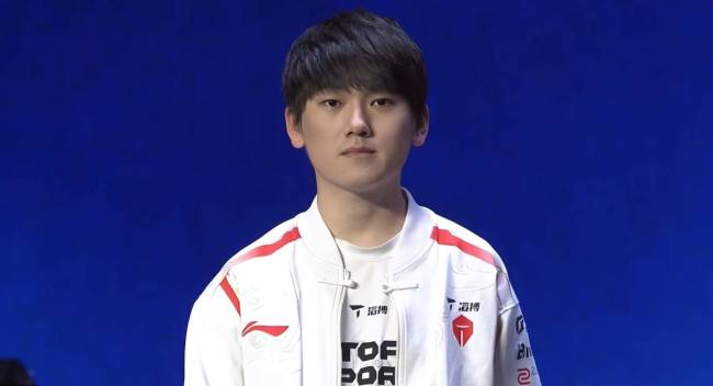 Rookie场外爆雷，LPL初代冠军崩盘！五人全部翻车，无一人能幸免 IG五虎集体塌房