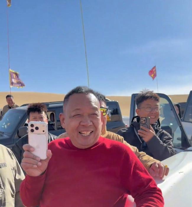 于东来越野翻车安全气囊弹出 虚惊一场沙漠小插曲