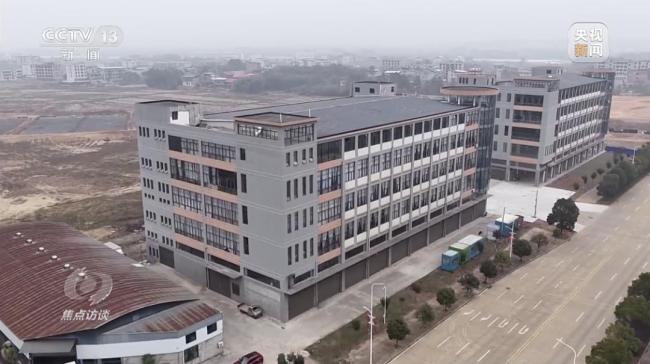 口号震天响,地上两栋厂:一个“百亿产业园”的泡沫是如何吹起来的?