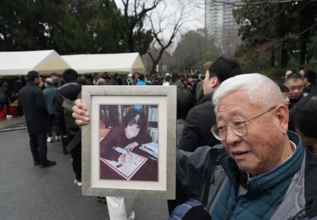 90岁学生含泪送别恩师于漪 跨越时空的师生情