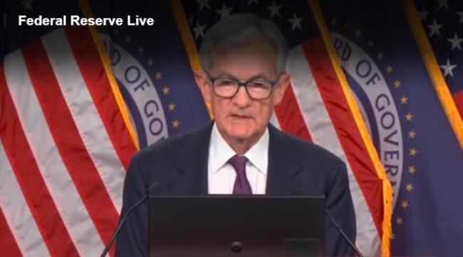 鲍威尔否认滞胀