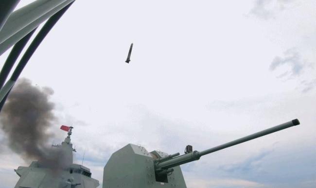 “万吨大驱”南昌舰珍贵画面公开 首秀五发五中