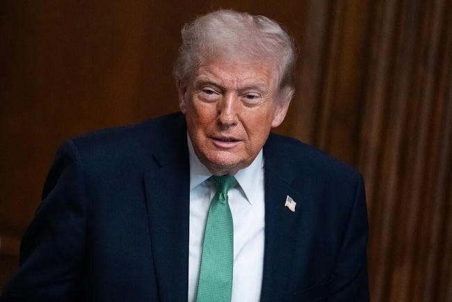 美官员称伊朗导弹袭击美英印度洋基地