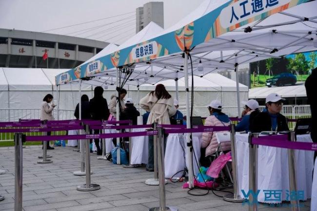 2026西湖半程马拉松开跑