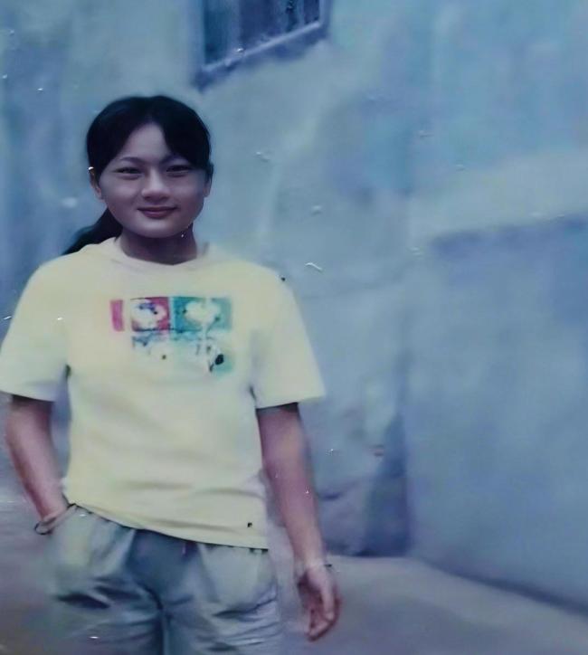 80后寻亲女子通过DNA比对找到亲人 黄桷树下的命运转折