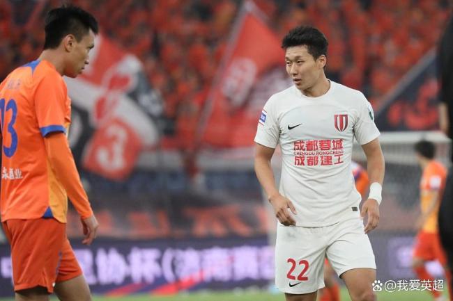 国足26人名单变动：塞鸟 魏震因伤落选 补招李扬李镇全 已拥10位U23 备战FIFA系列赛