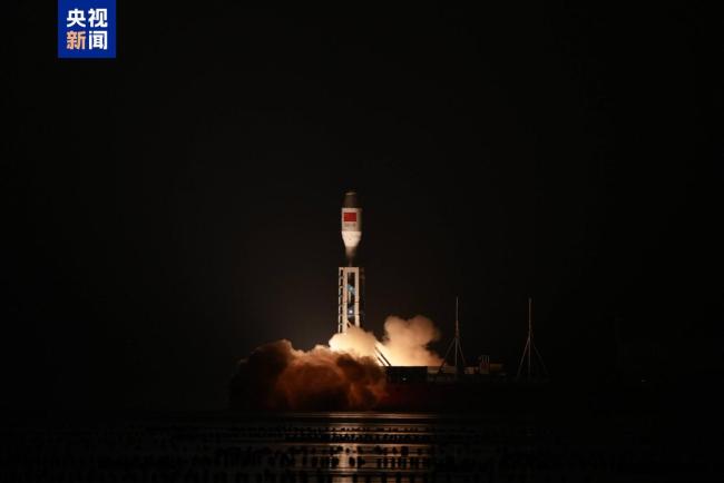 中国成功发射微厘空间02组卫星