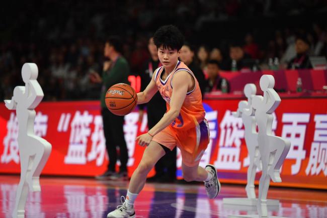 实至名归！陈明伶18中11高效砍22+10率队取胜荣获MVP：全明星闪耀西安