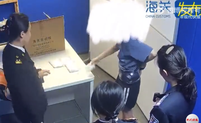 海关查获走私白银颗粒14千克 